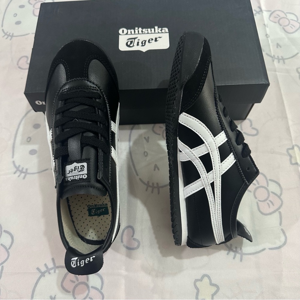 Onitsuka Tiger Mexico 66 Asics Men's And Women's Black And White Sneakers